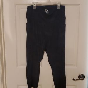RBX cropped workout capris